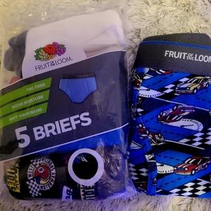 Fruit of The Loom boys underwear (briefs) Size XL
